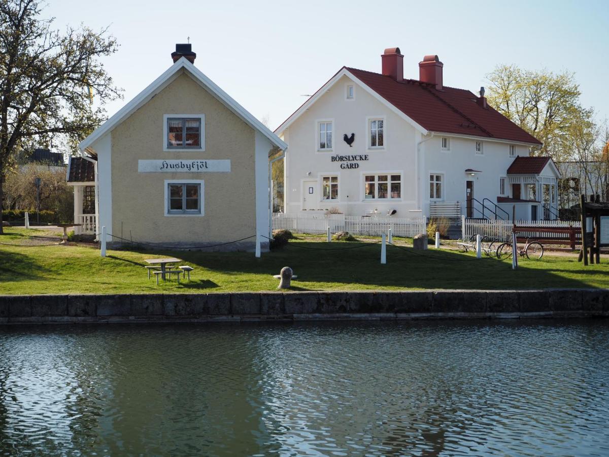 Stenkullens Gardshus Borensberg Extérieur photo